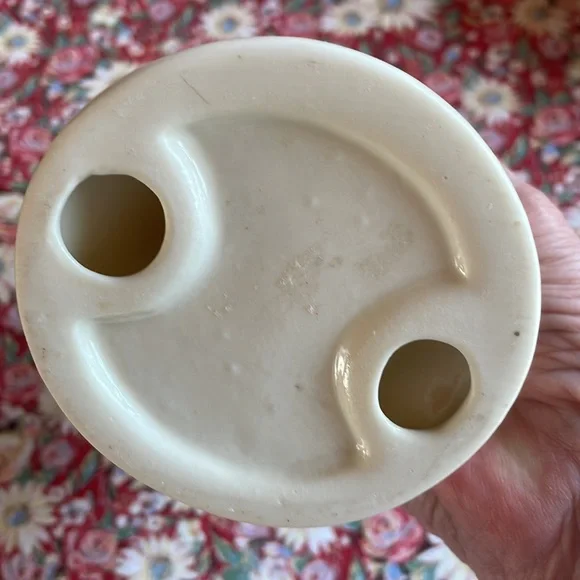 VTG Porcelain Ring Holder - Picture 5 of 5